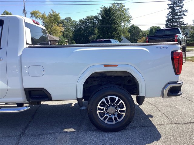 2022 Gmc Sierra 2500 HD SLE photo 4
