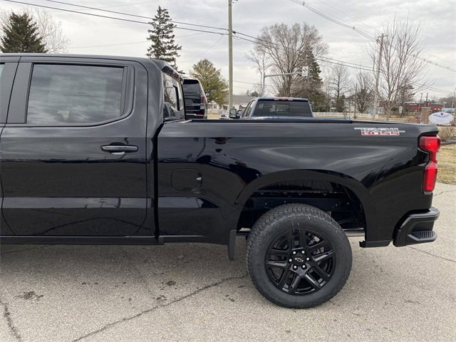 2025 Chevrolet Silverado 1500 LT Trail Boss photo 4