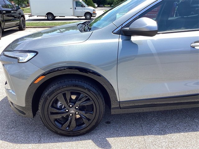 2024 Buick Encore GX Sport Touring photo 2