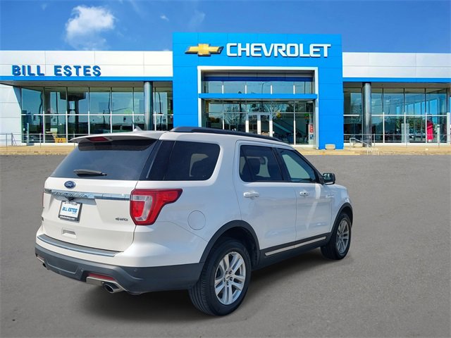 2018 Ford Explorer XLT photo 2
