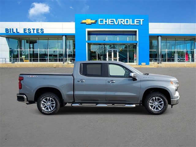 2026 Chevrolet Silverado 1500 LT photo 3