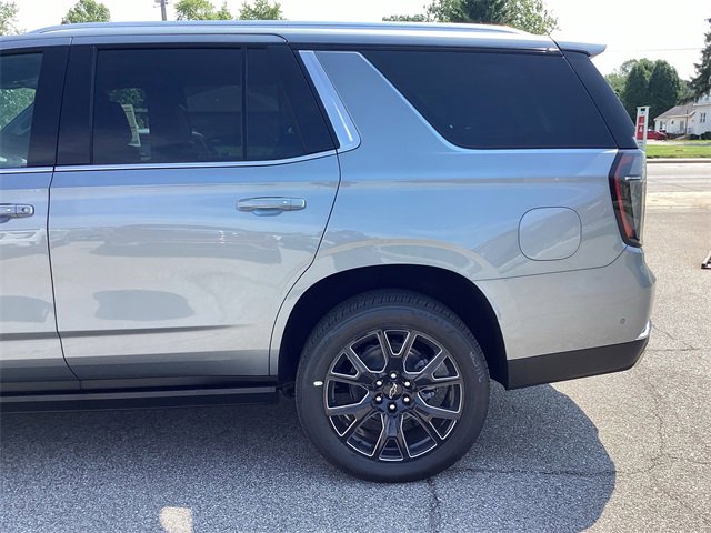 2025 Chevrolet Tahoe High Country photo 4