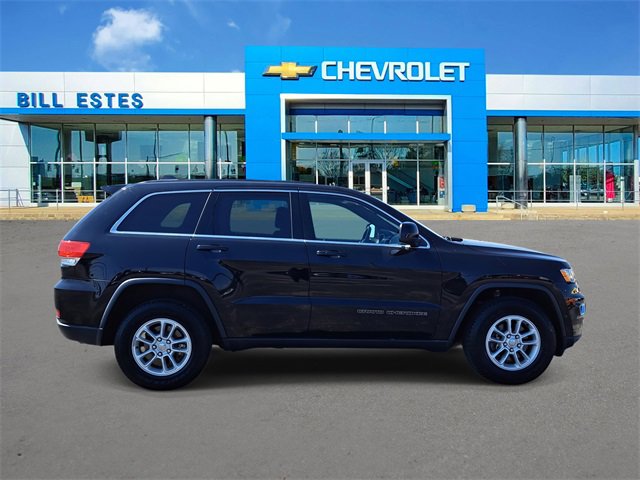 2018 Jeep Grand Cherokee Laredo photo 2