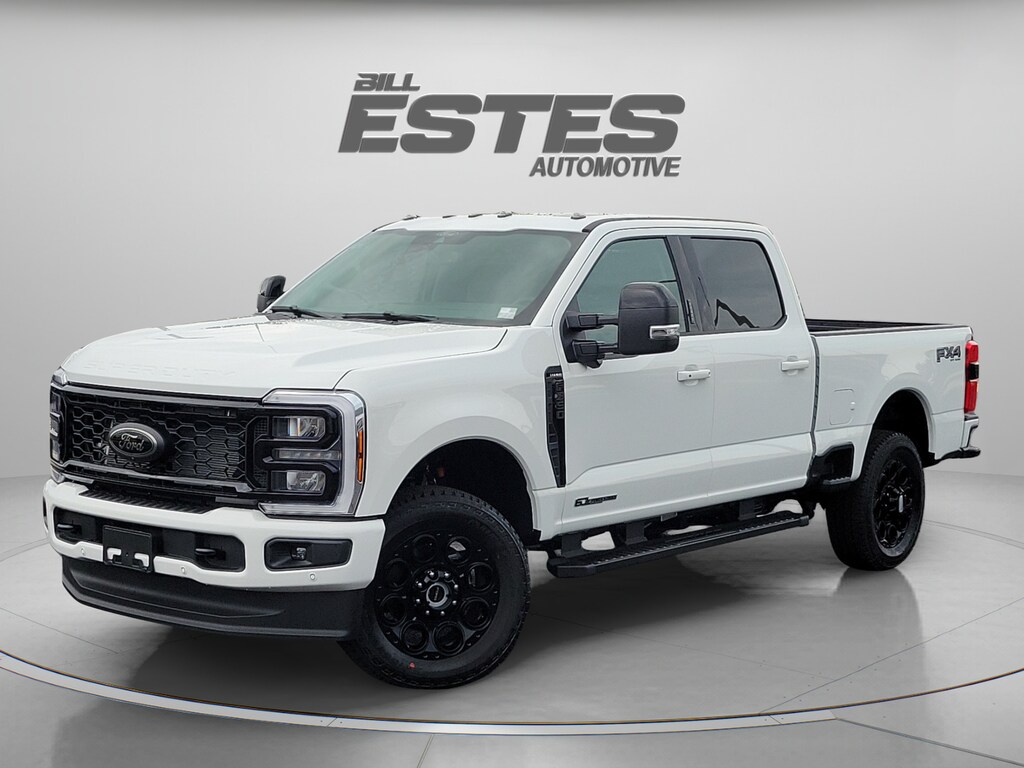 New 2026 Ford Super Duty F-350 SRW LARIAT Truck Crew Cab