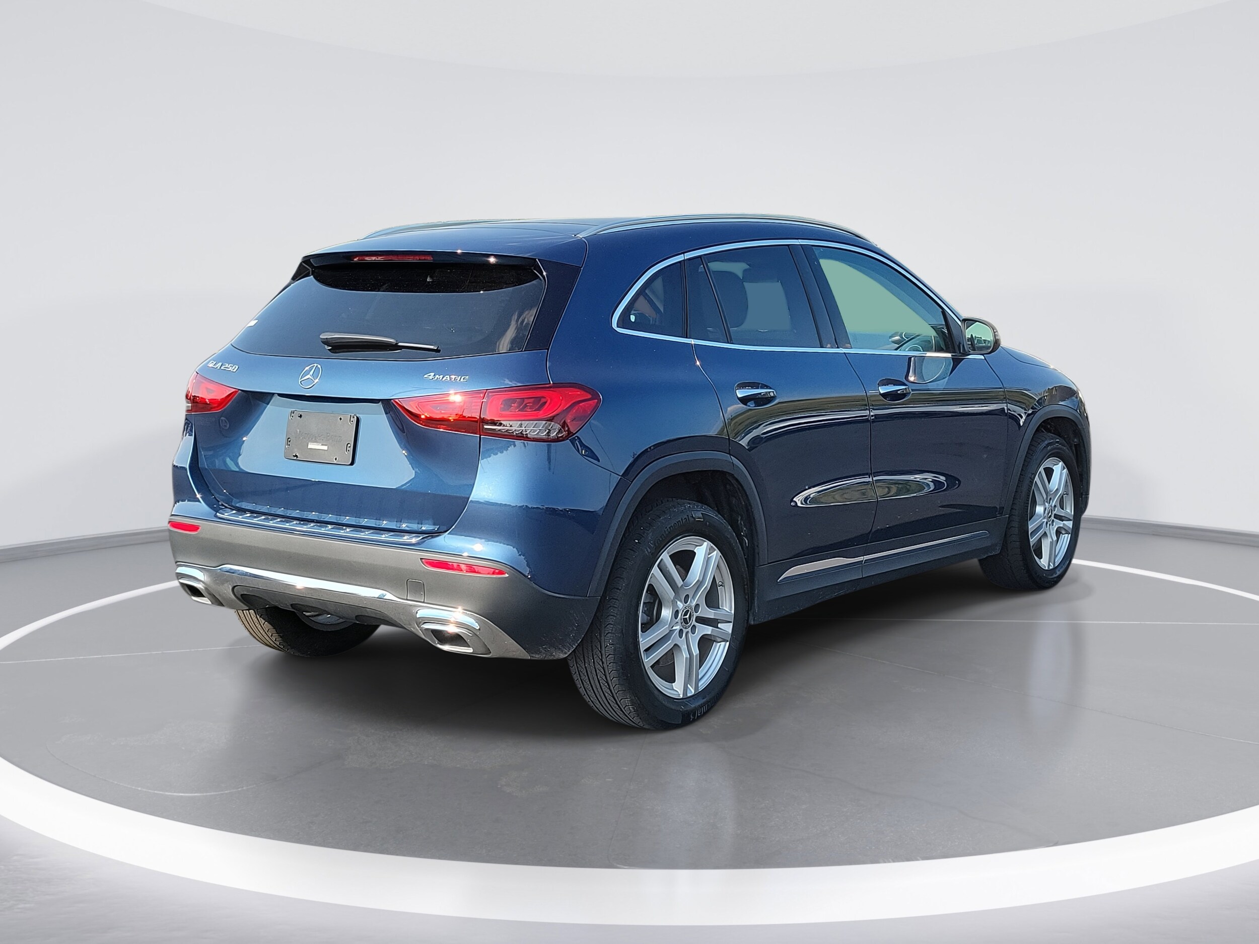 2022 Mercedes Benz GLA 250 4MATIC photo 4