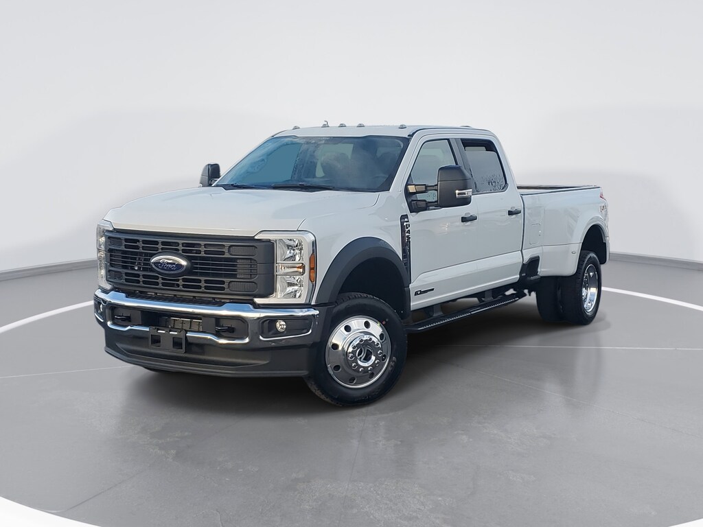 New 2026 Ford Super Duty F-450 DRW XL Truck Crew Cab