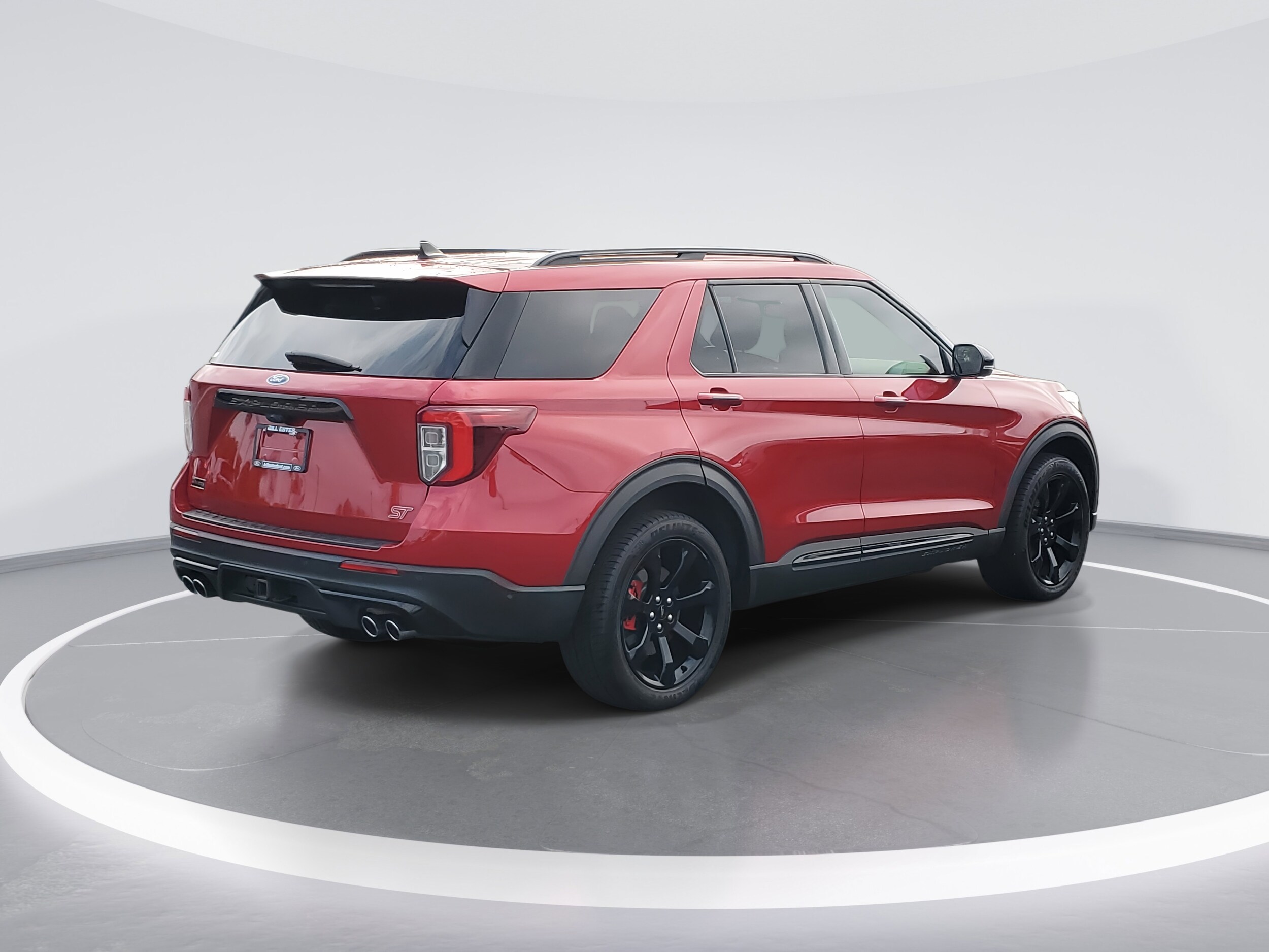 2022 Ford Explorer ST photo 4