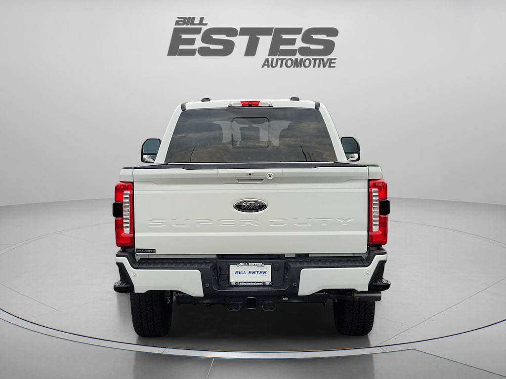 New 2026 Ford Super Duty F-350 SRW LARIAT Truck Crew Cab