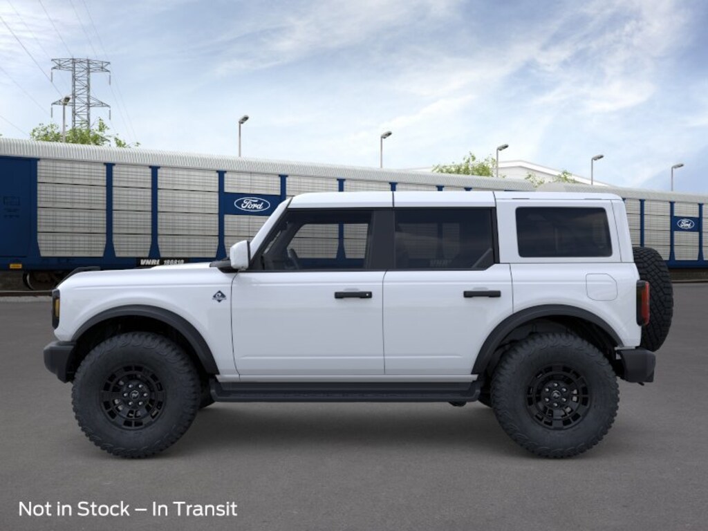 New 2026 Ford Bronco Outer Banks SUV