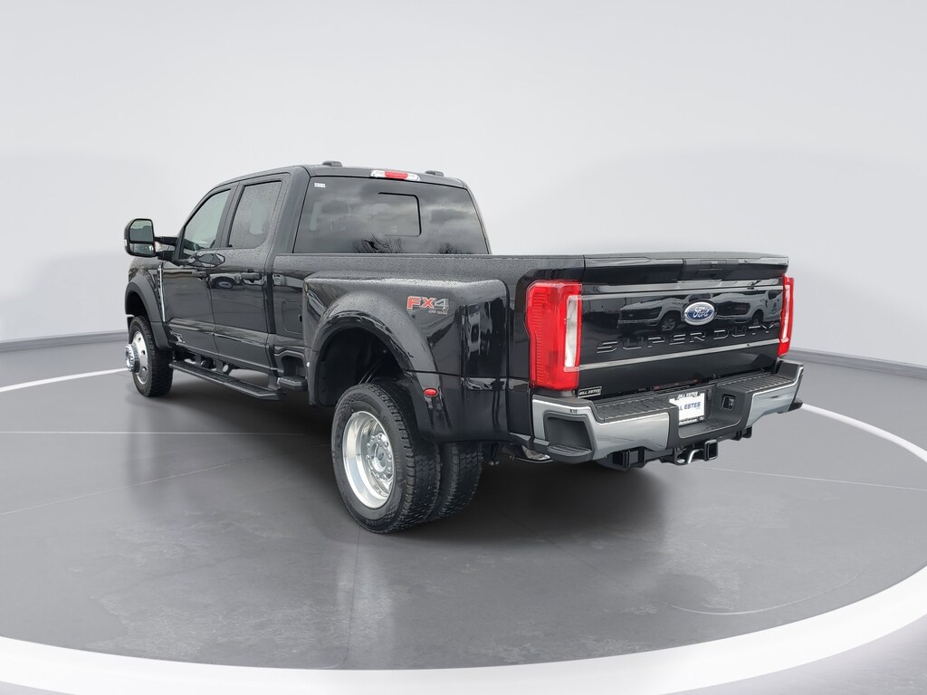 New 2026 Ford Super Duty F-450 DRW XL Truck Crew Cab