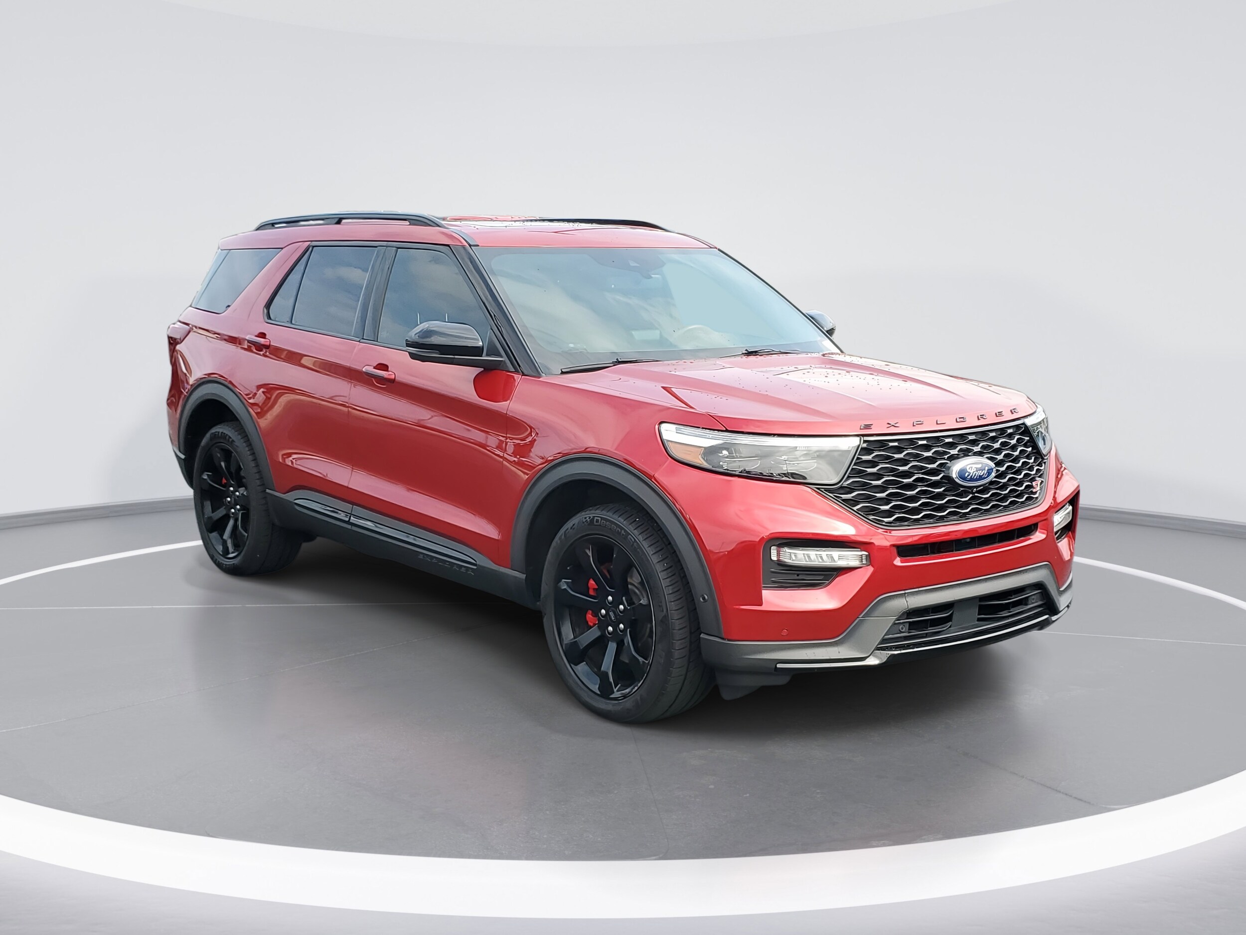 2022 Ford Explorer ST photo 2