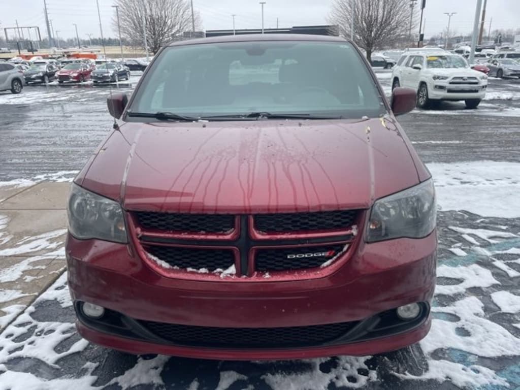 Used 2019 Dodge Grand Caravan GT Van Passenger Van