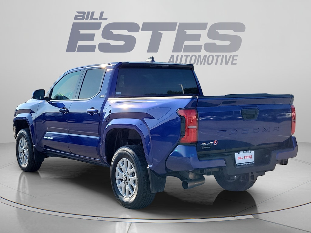 Used 2024 Toyota Tacoma 4WD SR5 Truck Double Cab