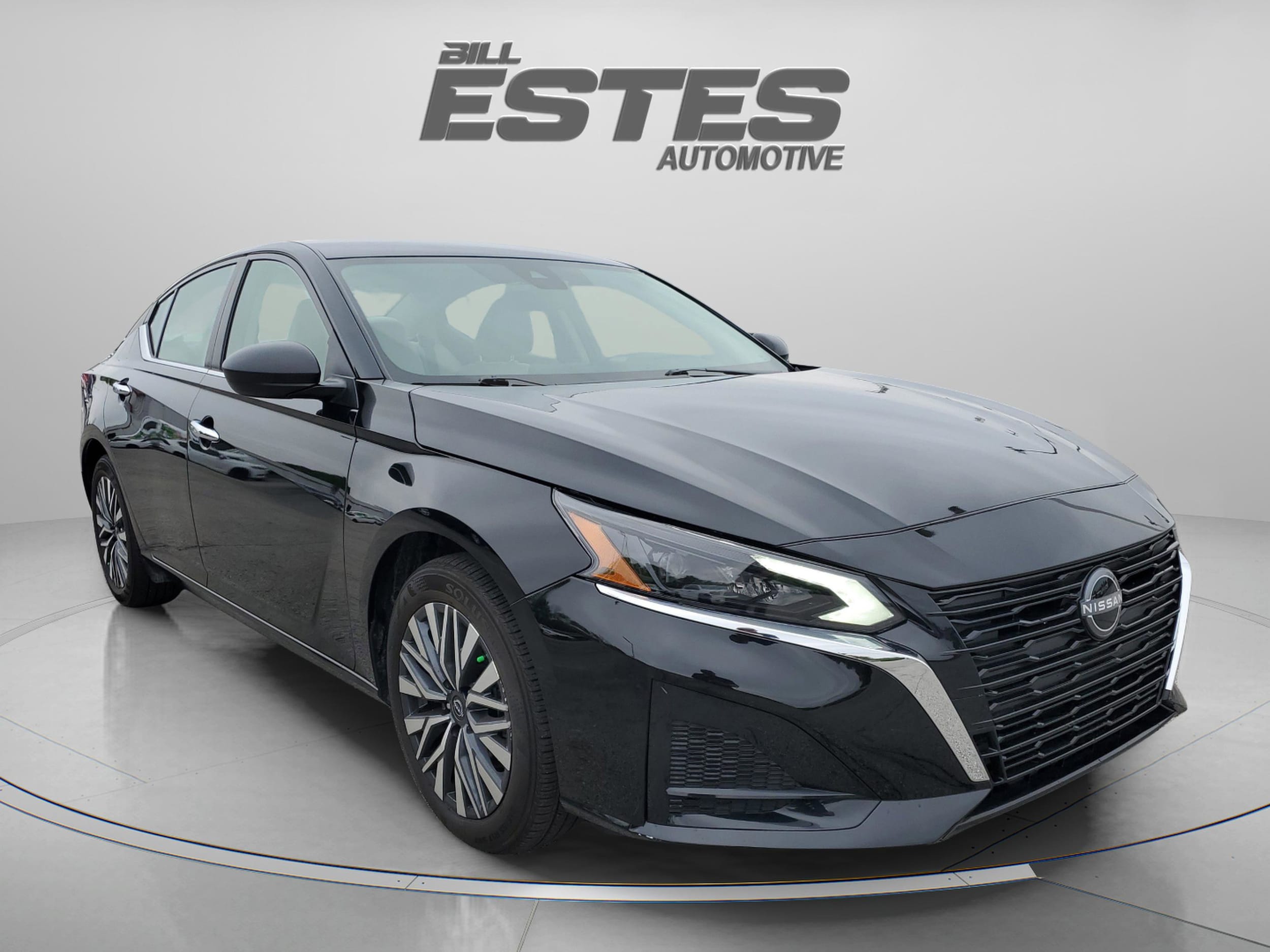 2025 Nissan Altima SV - Photo 7