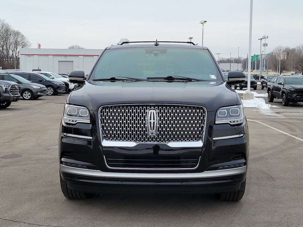 Used 2022 Lincoln Navigator Standard SUV