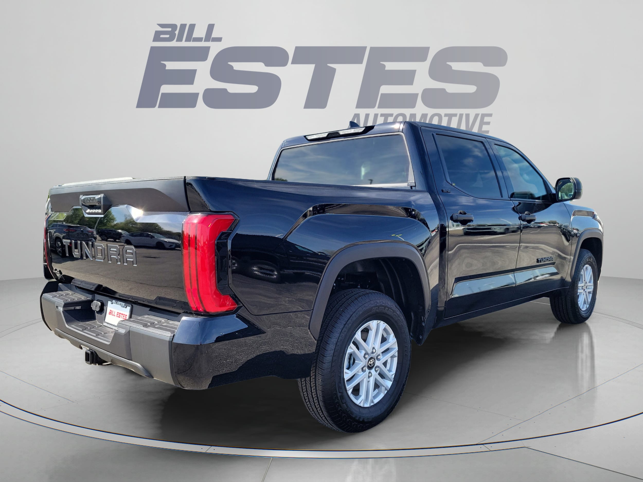 2026 Toyota Tundra SR5 - Photo 6