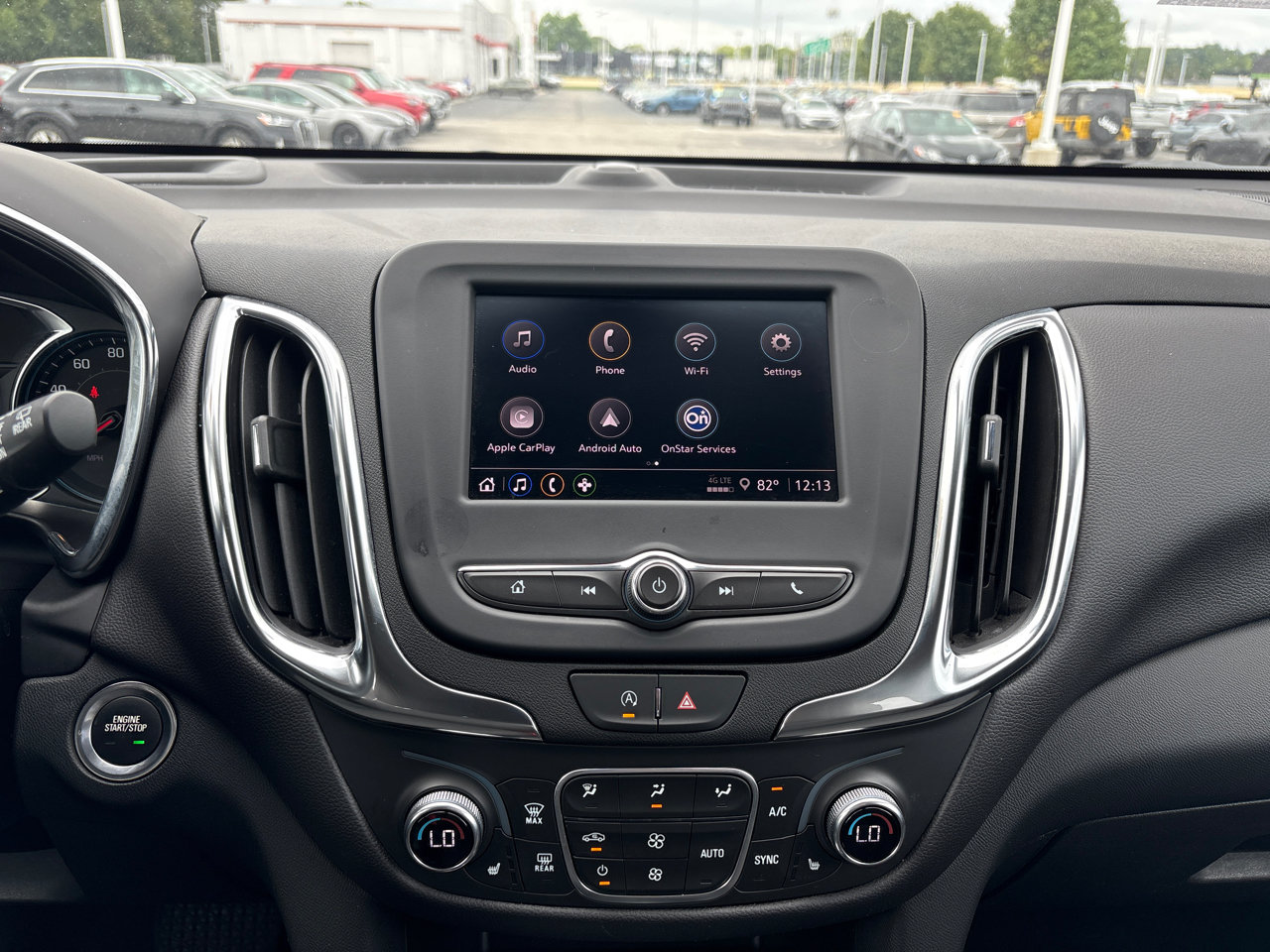 2024 Chevrolet Equinox LT - Photo 29