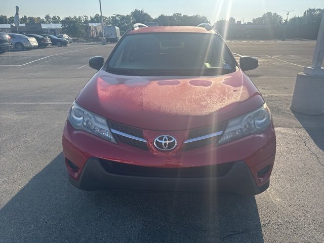 2013 Toyota RAV4 LE photo 4