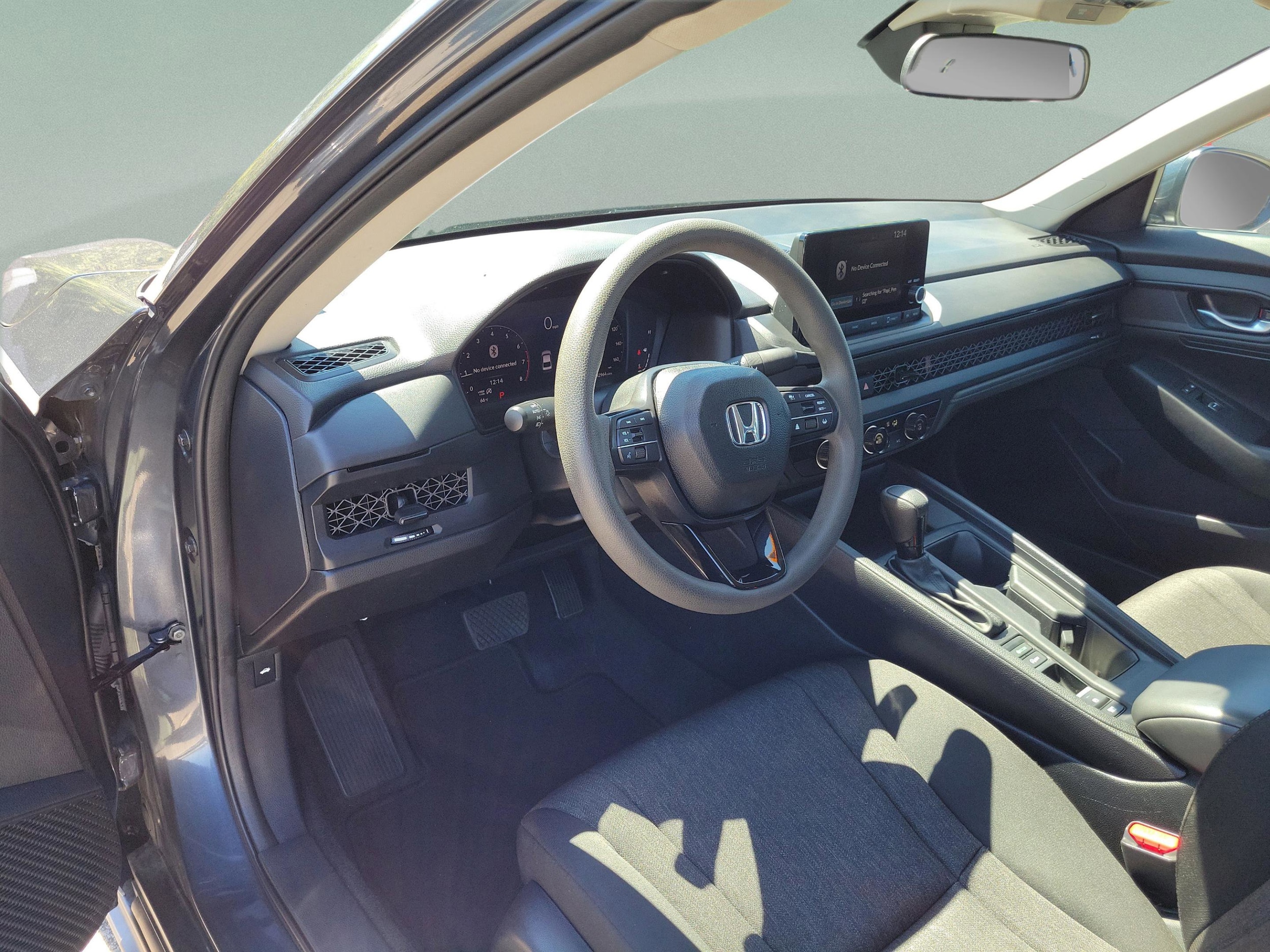 2025 Honda Accord LX - Photo 18