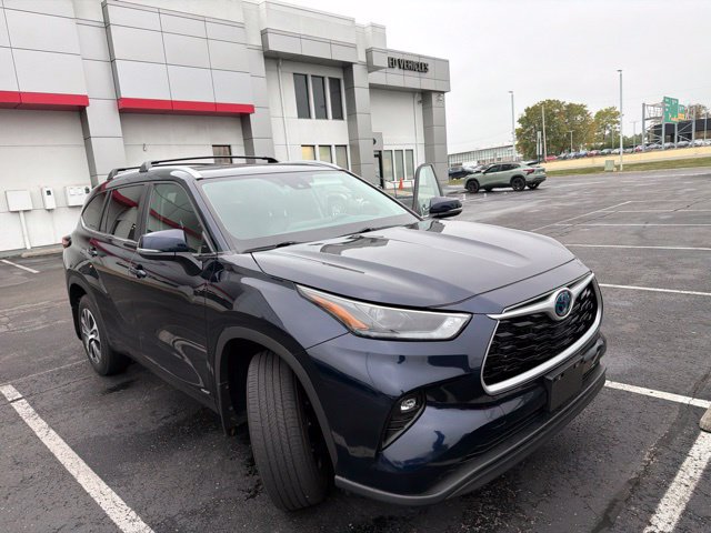 Used 2024 Toyota Highlander XLE SUV