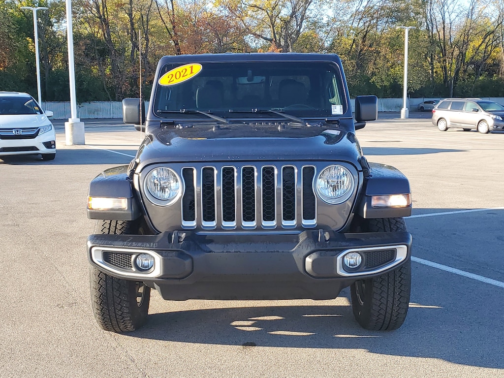 Used 2021 Jeep Gladiator Overland Truck Crew Cab