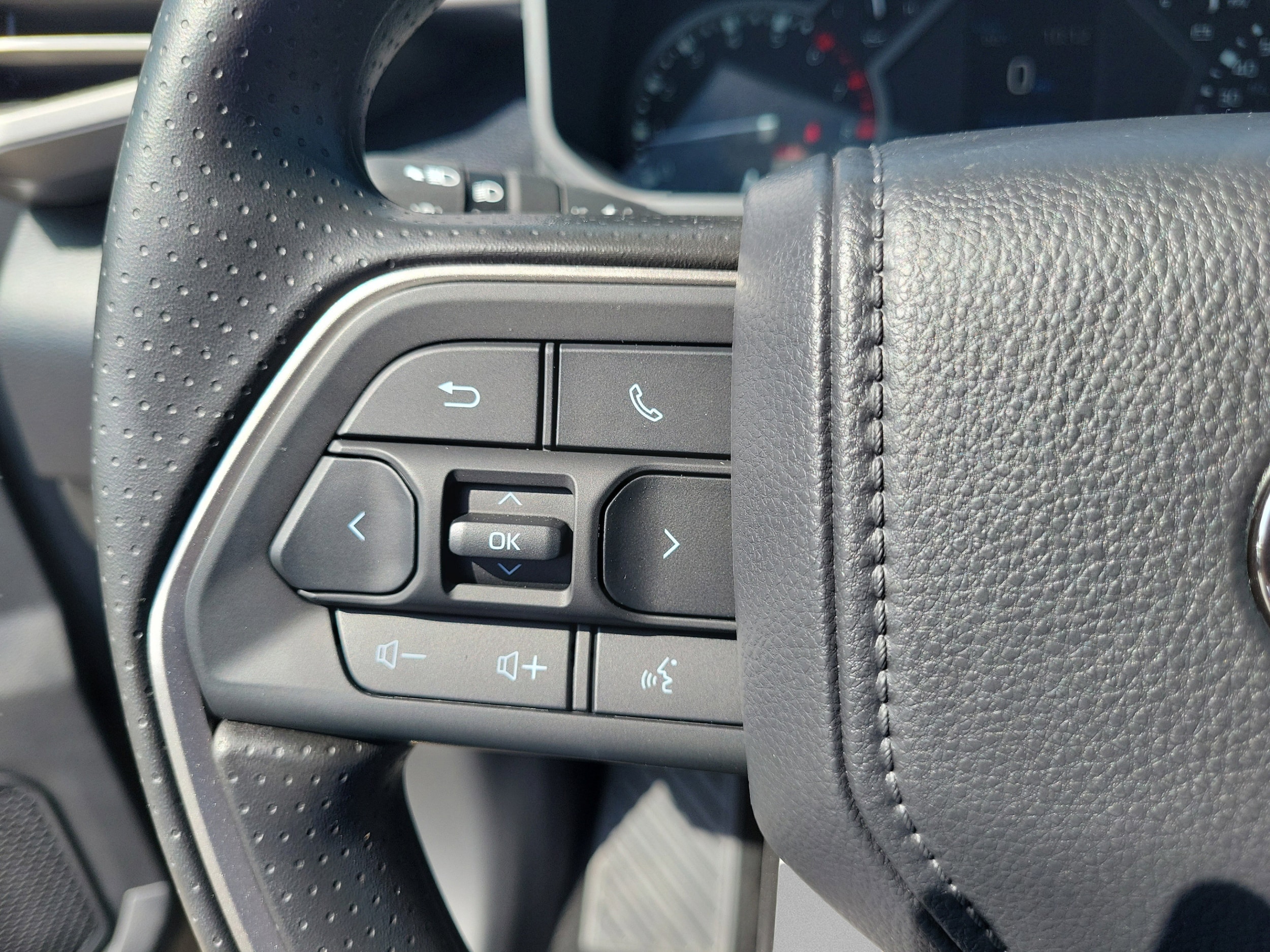 2026 Toyota Tundra SR5 - Photo 23