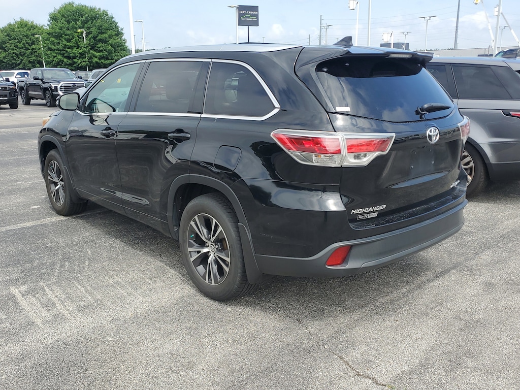 Used 2016 Toyota Highlander XLE SUV