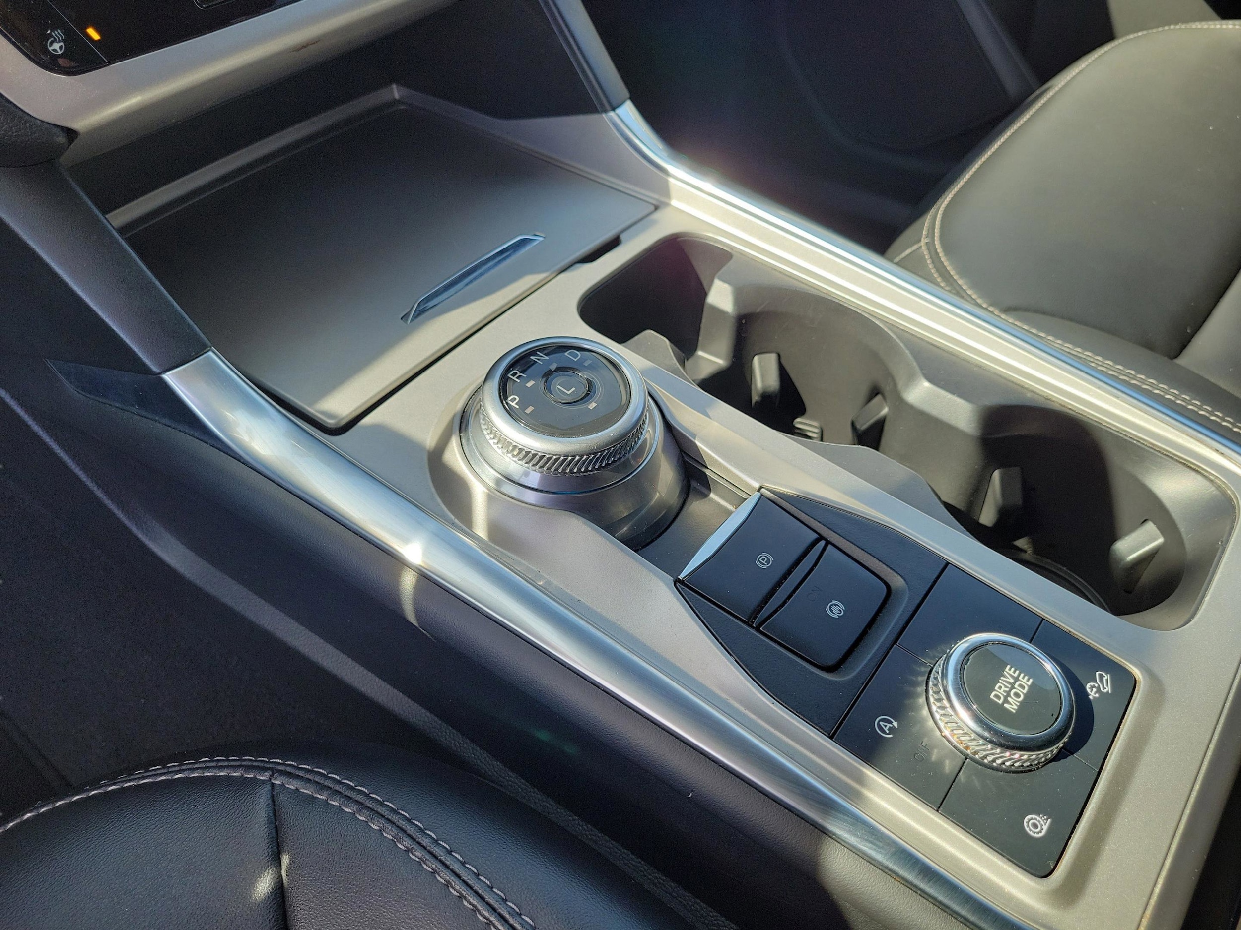 2023 Ford Explorer XLT - Photo 36