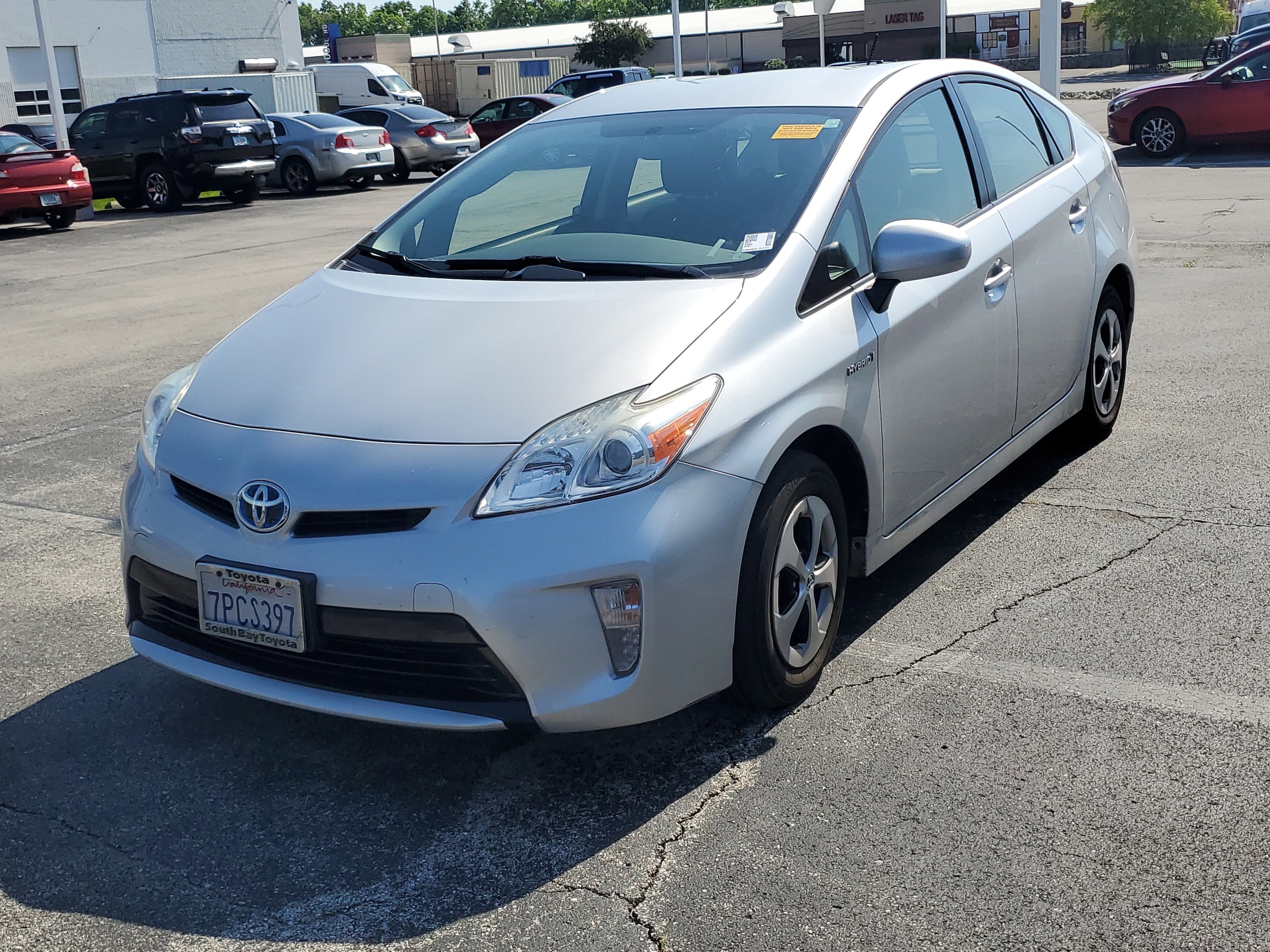 2015 Toyota Prius Two's photo