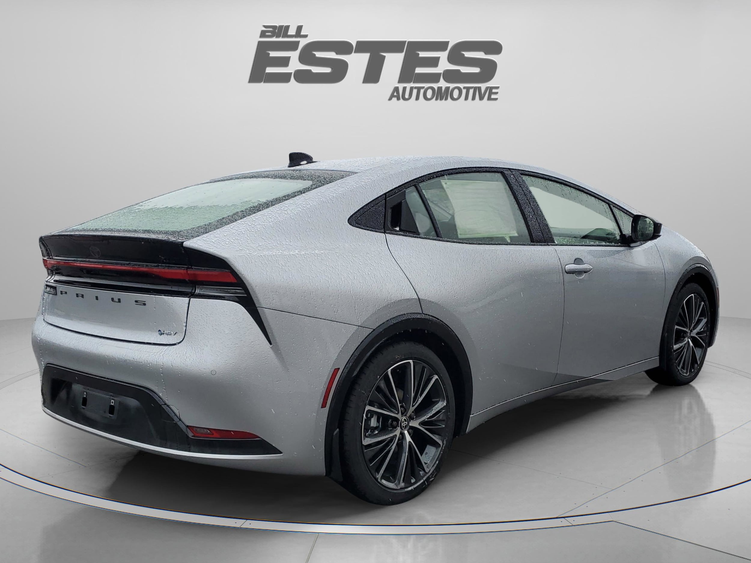 2026 Toyota Prius XLE - Photo 6