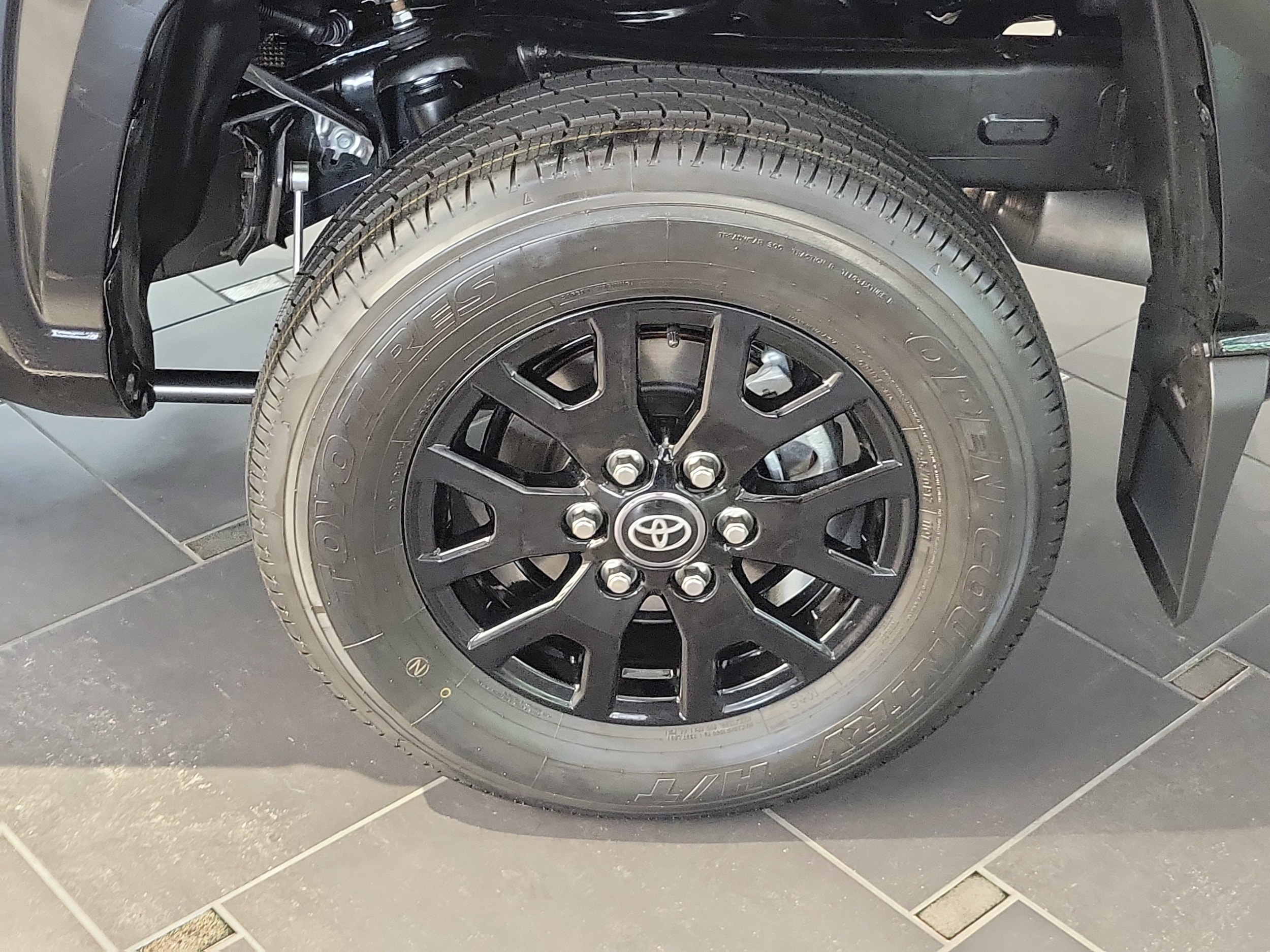 2026 Toyota Tacoma SR5 - Photo 10