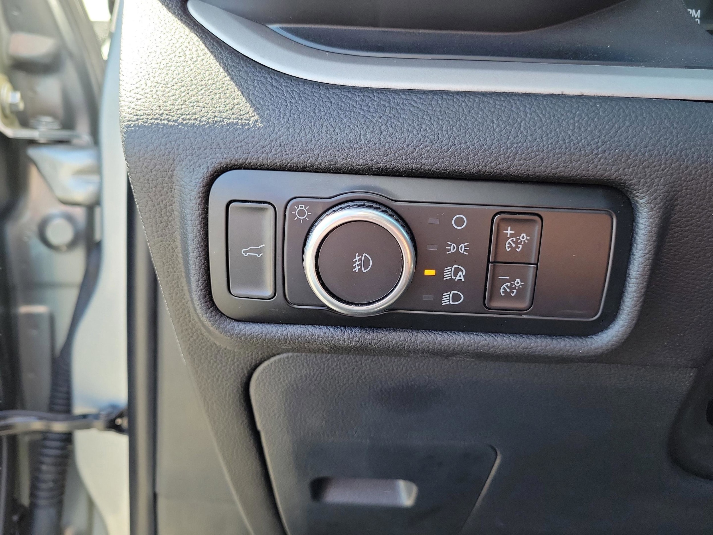 2023 Ford Explorer XLT - Photo 27