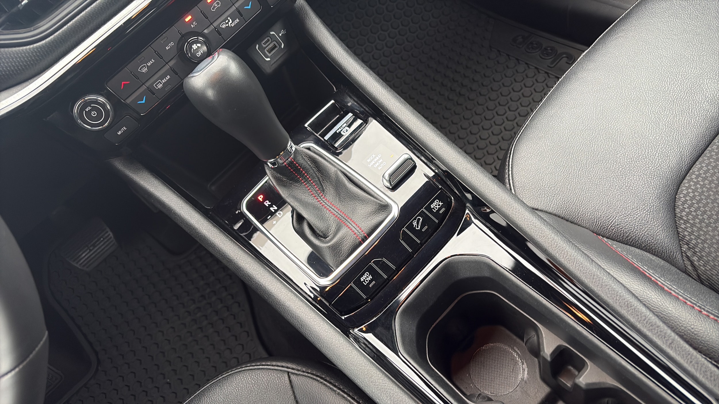 2023 Jeep Compass Trailhawk - Photo 24