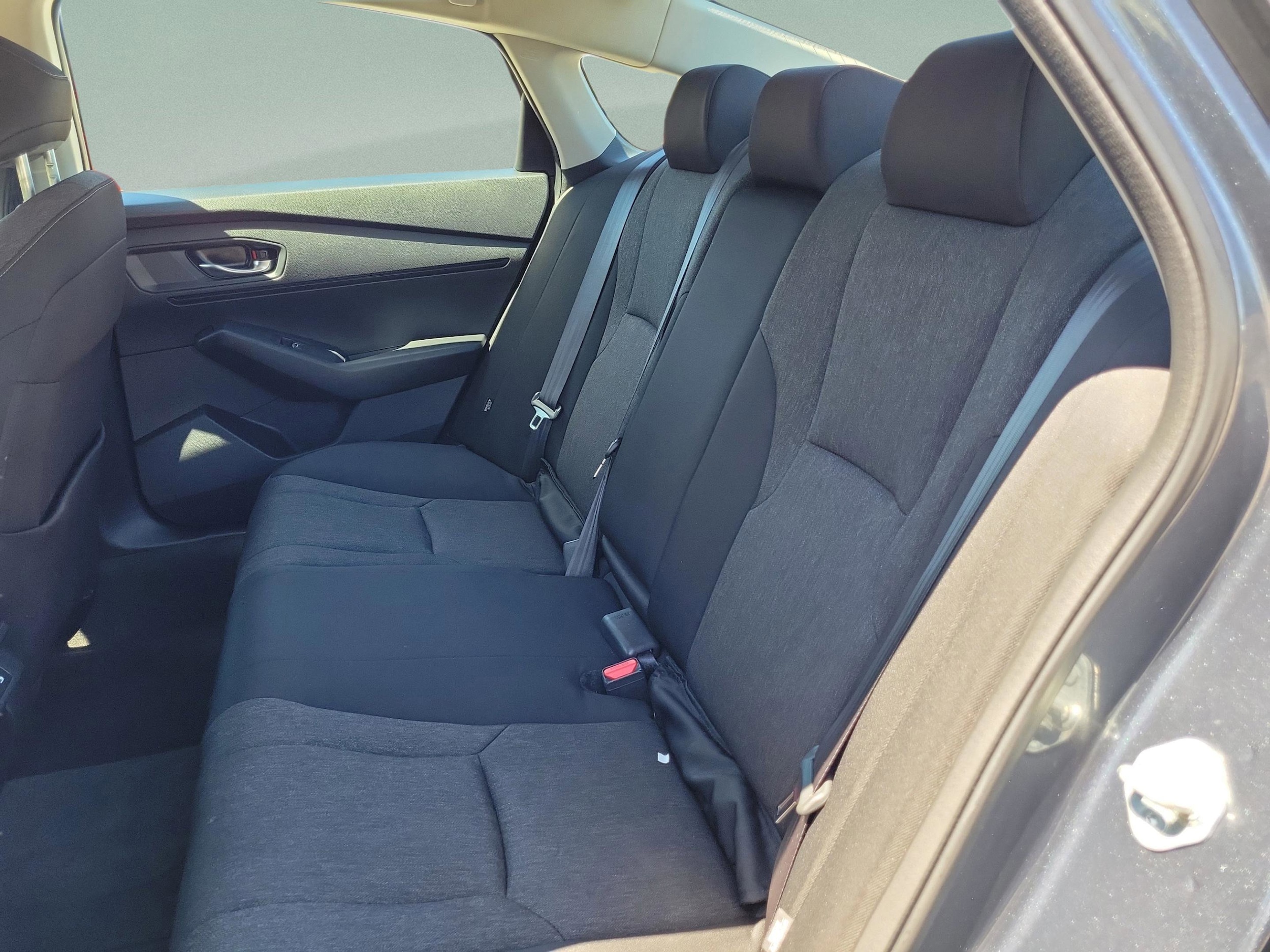 2025 Honda Accord LX - Photo 12