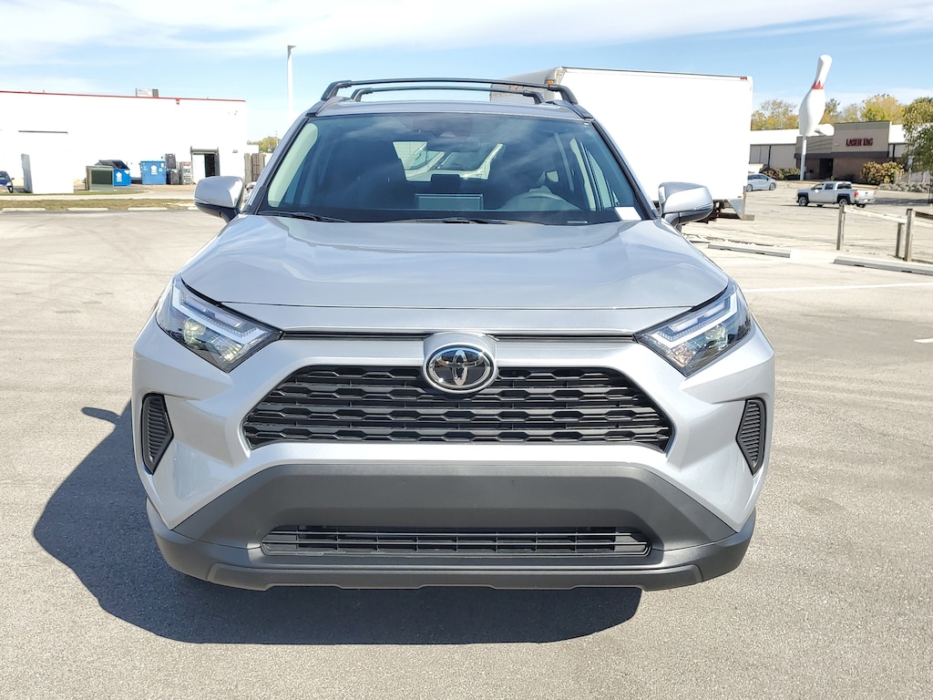 New 2025 Toyota RAV4 XLE SUV