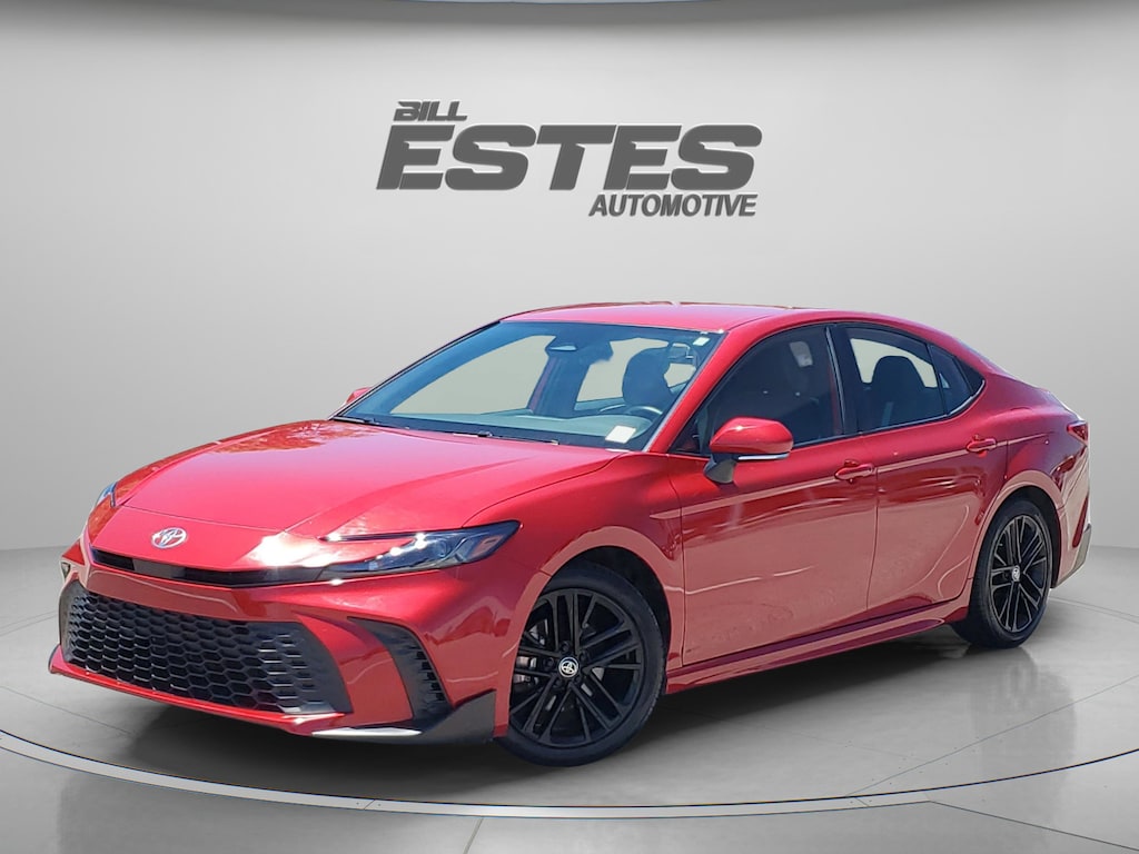 Used 2025 Toyota Camry SE Sedan