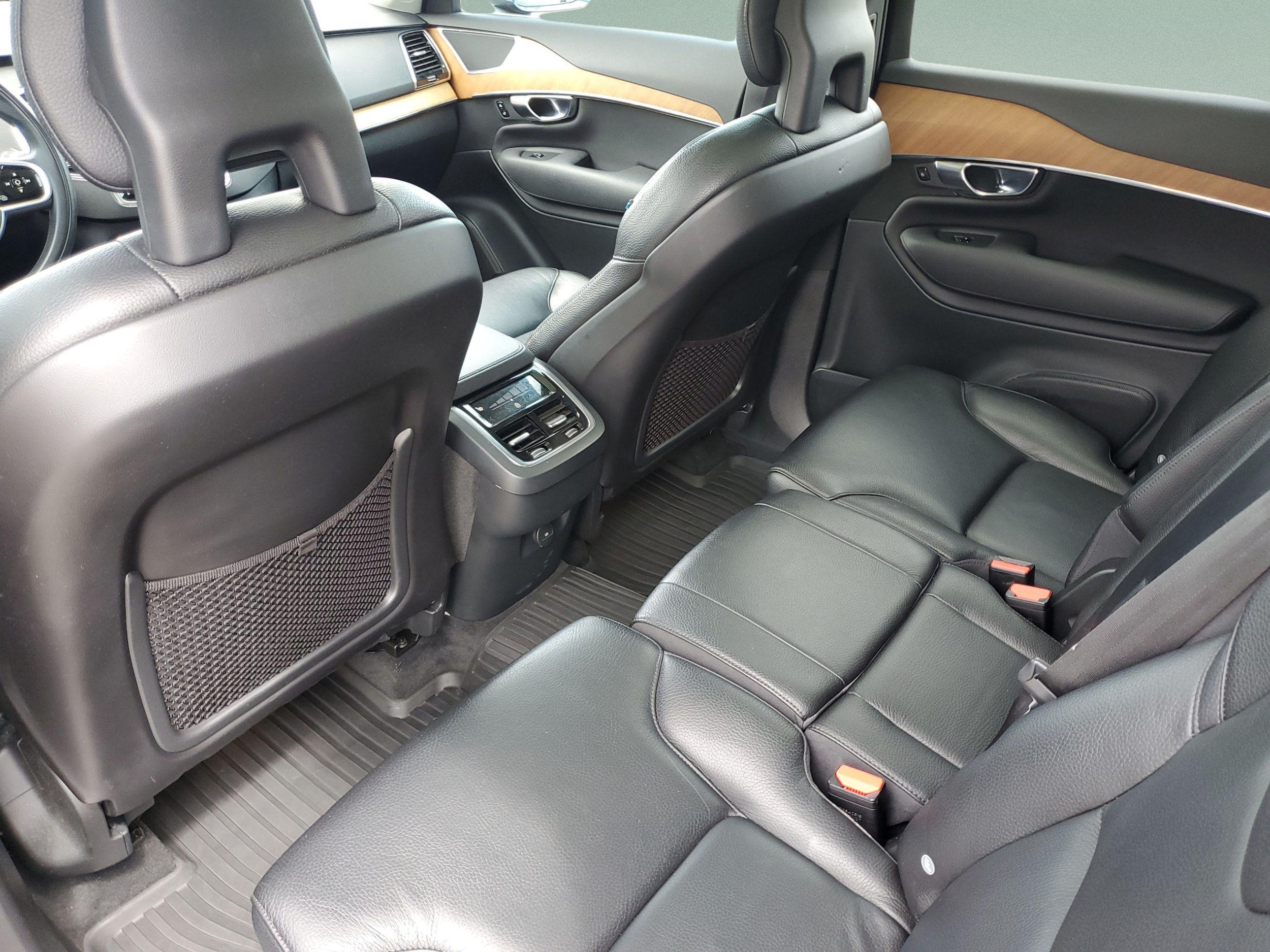 2021 Volvo XC90 Momentum - Photo 12