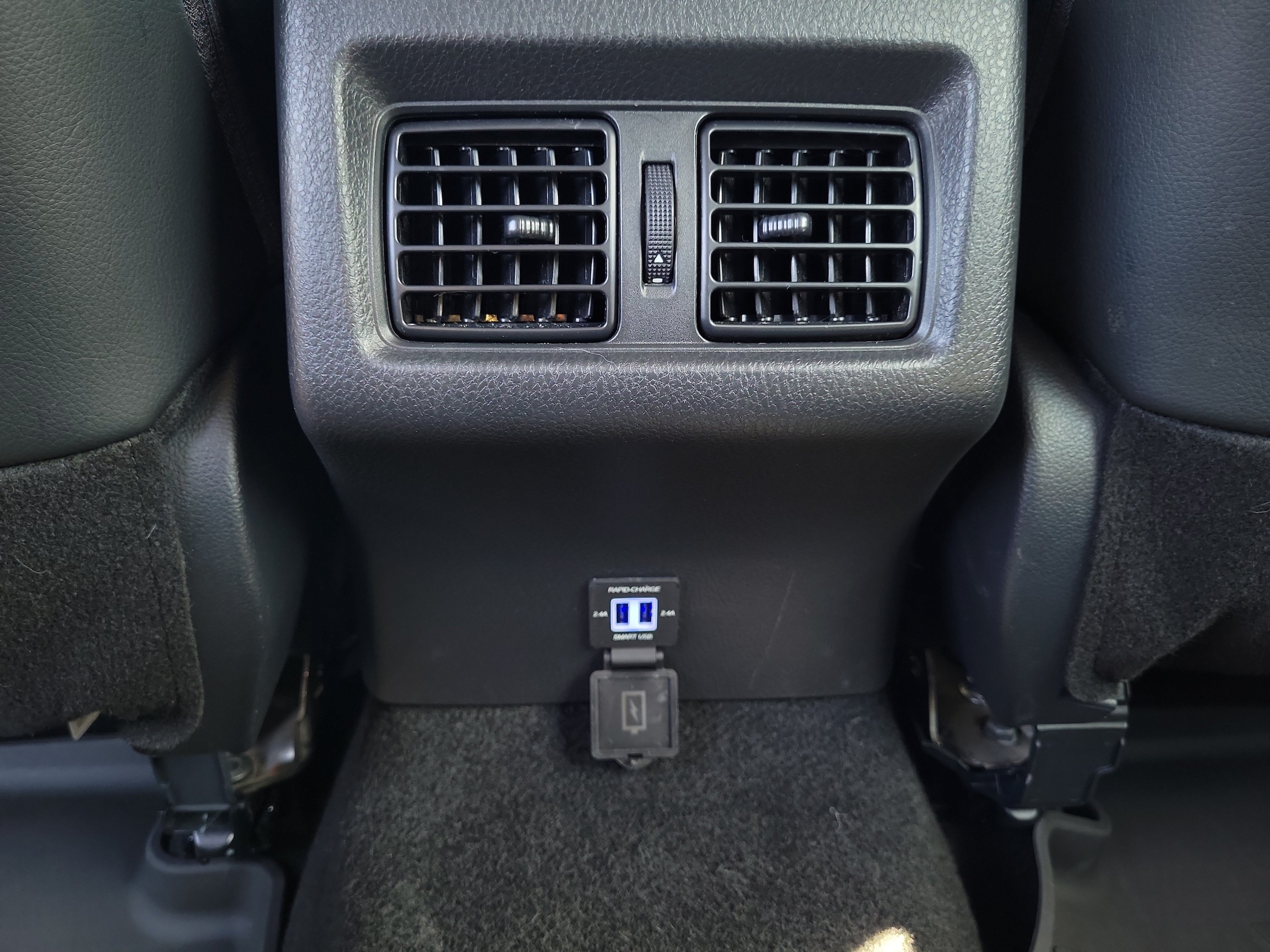 2024 Toyota Camry SE - Photo 18