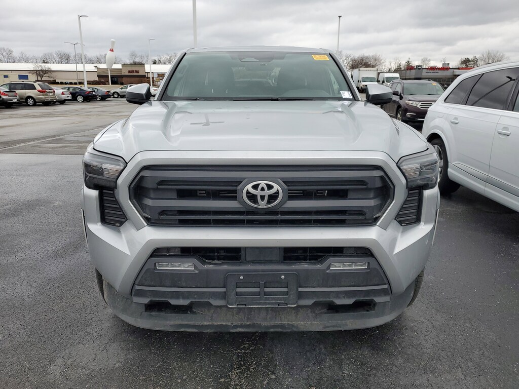 Used 2024 Toyota Tacoma 4WD SR5 Truck Double Cab