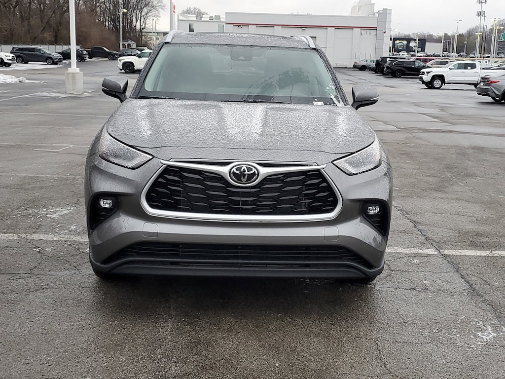 New 2026 Toyota Highlander XLE SUV