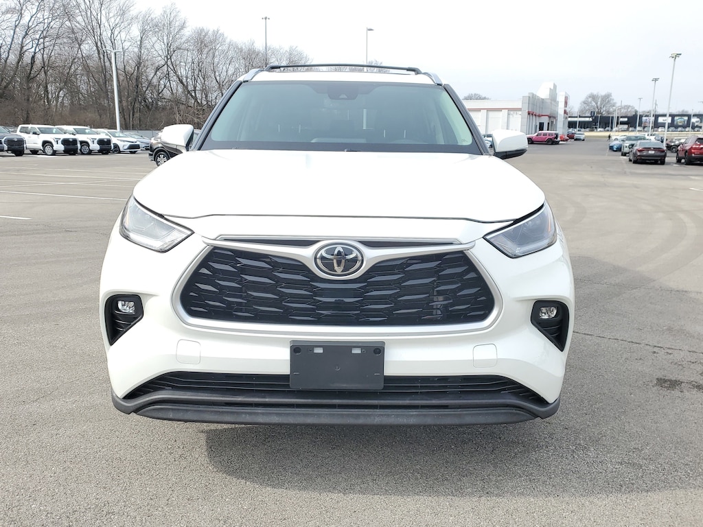 Used 2021 Toyota Highlander XLE SUV