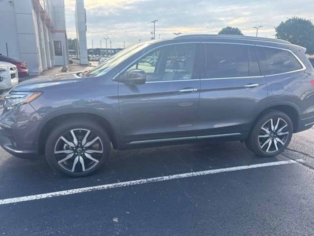 Used 2021 Honda Pilot Touring 7-Passenger SUV