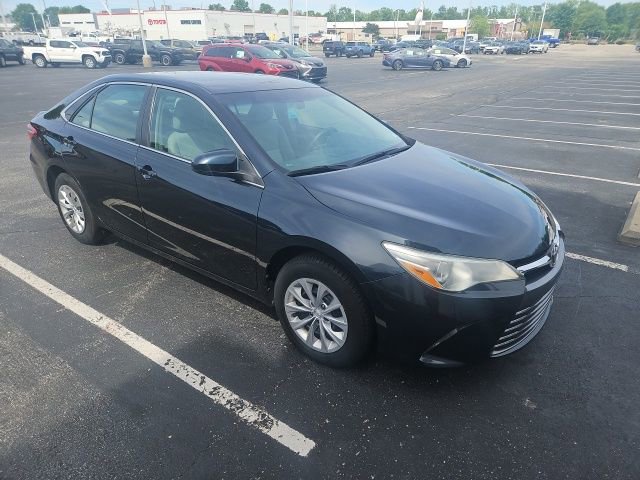 2016 Toyota Camry 2.5 Auto LE's photo