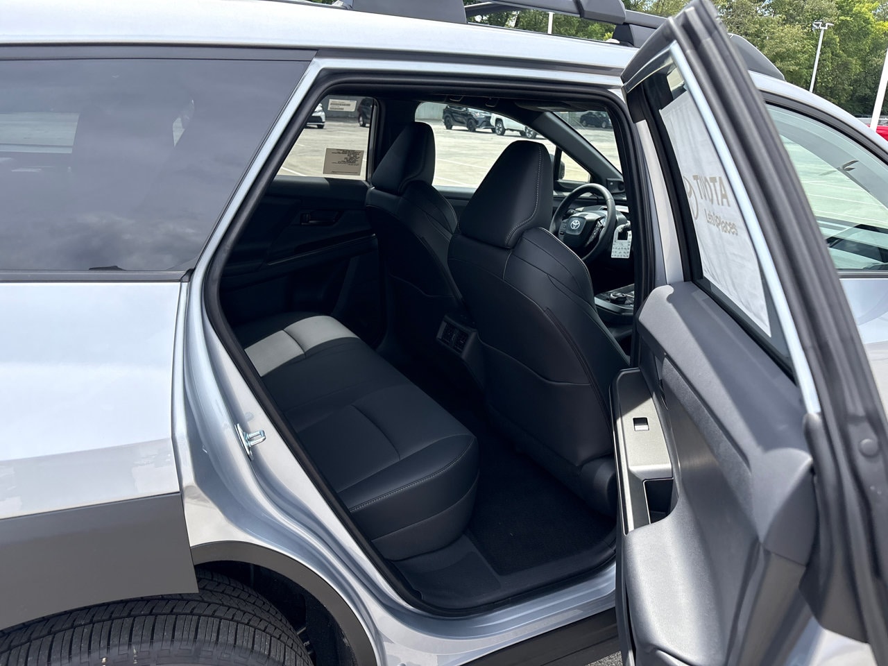2026 Toyota bZ Woodland Woodland Premium - Photo 37