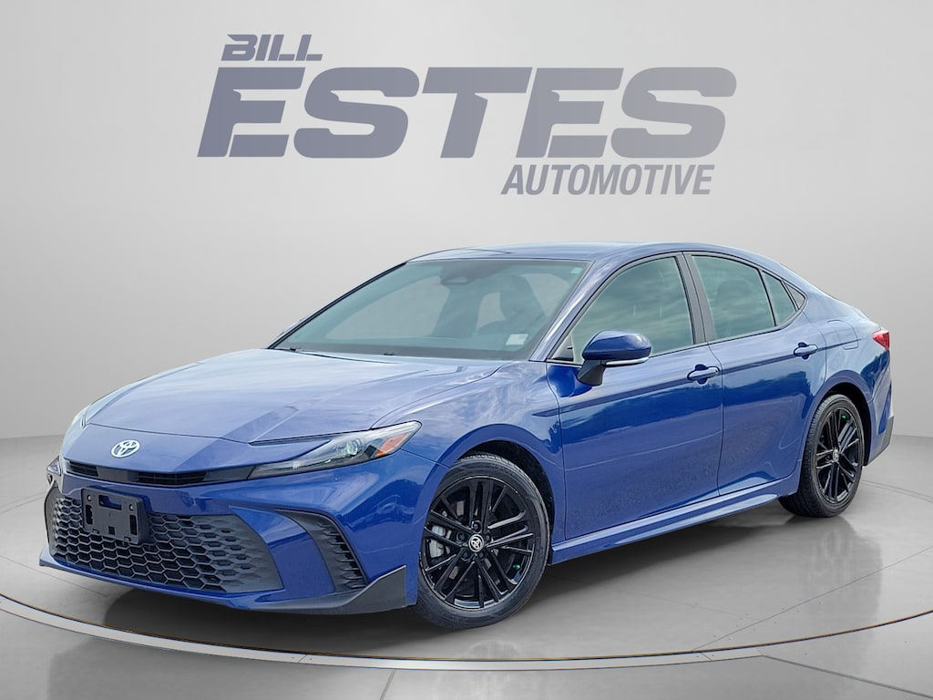 Used 2025 Toyota Camry SE Sedan