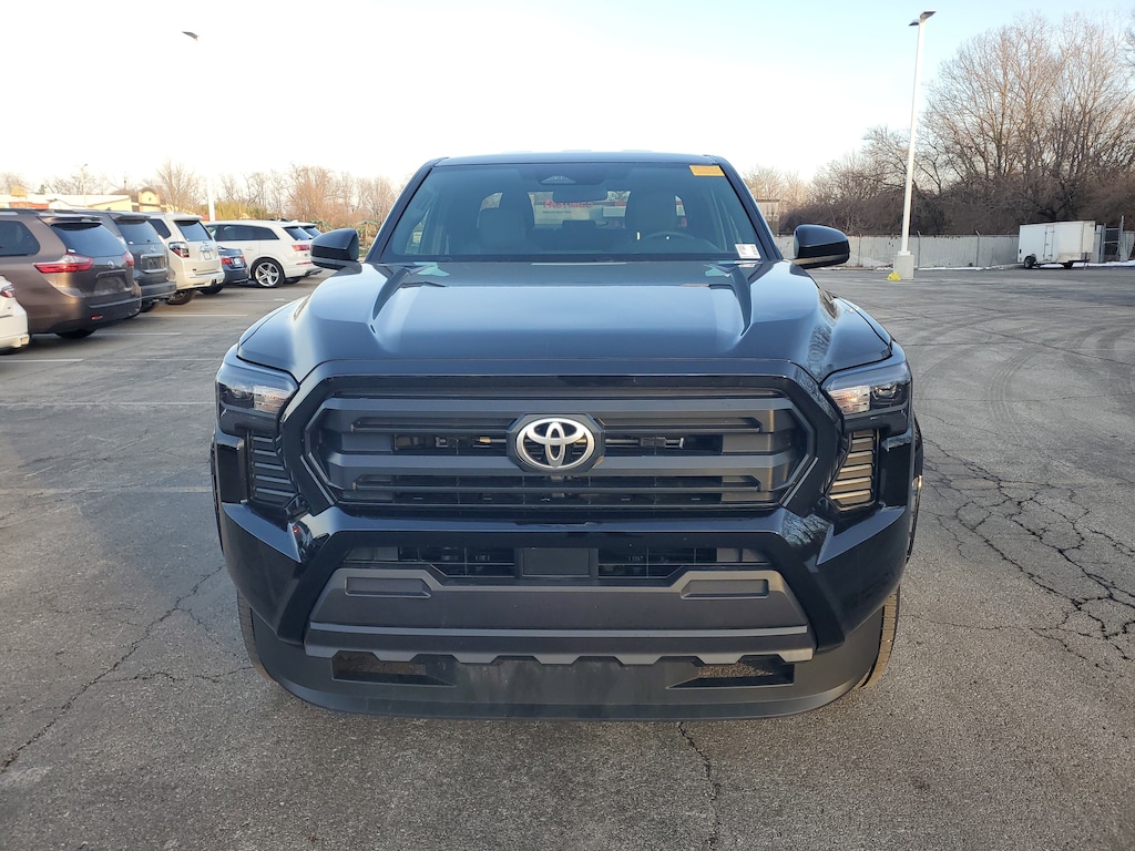 Used 2025 Toyota Tacoma 4WD SR Truck Double Cab