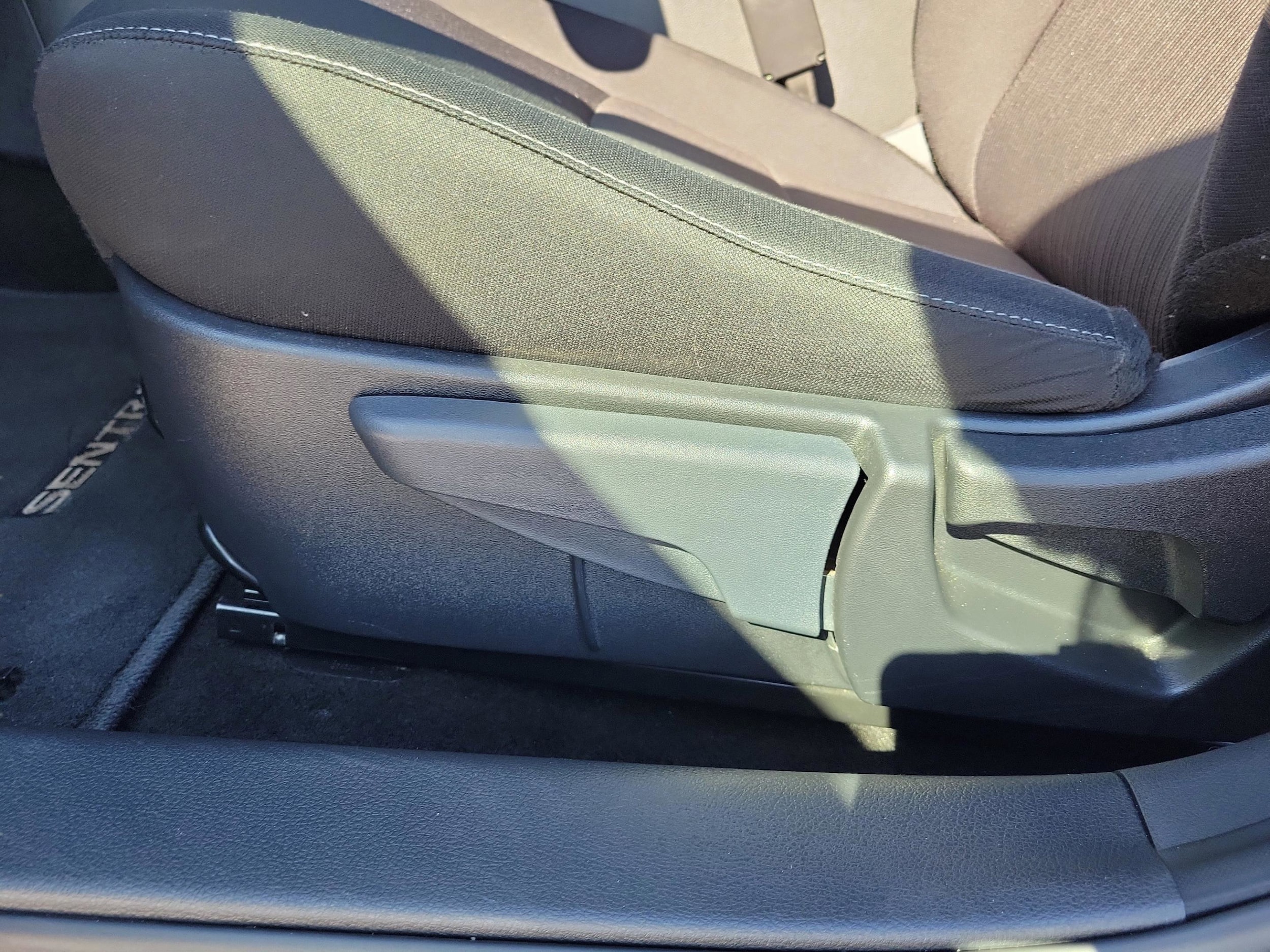 2024 Nissan Sentra SV - Photo 21