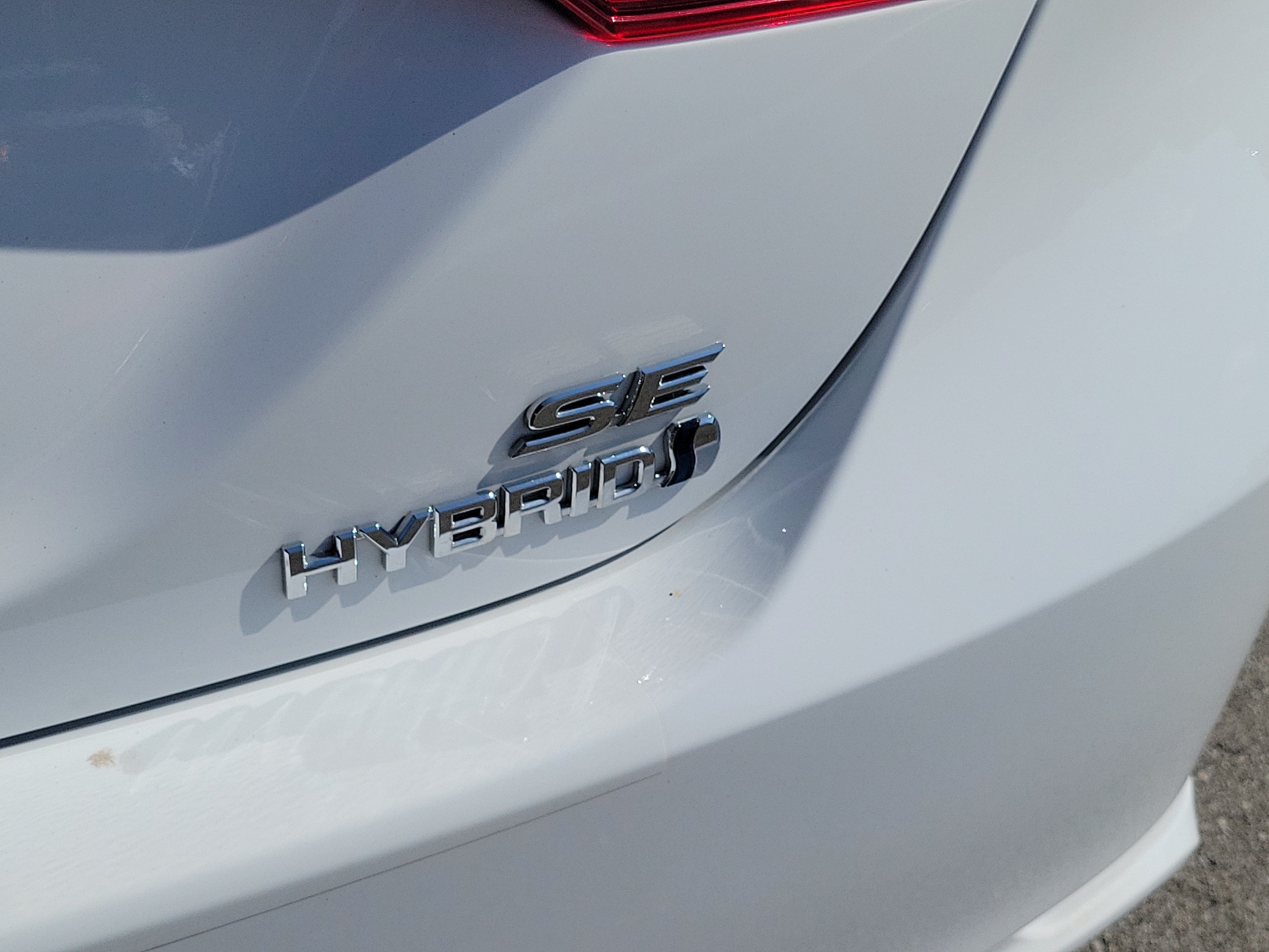 2024 Toyota Camry SE - Photo 11