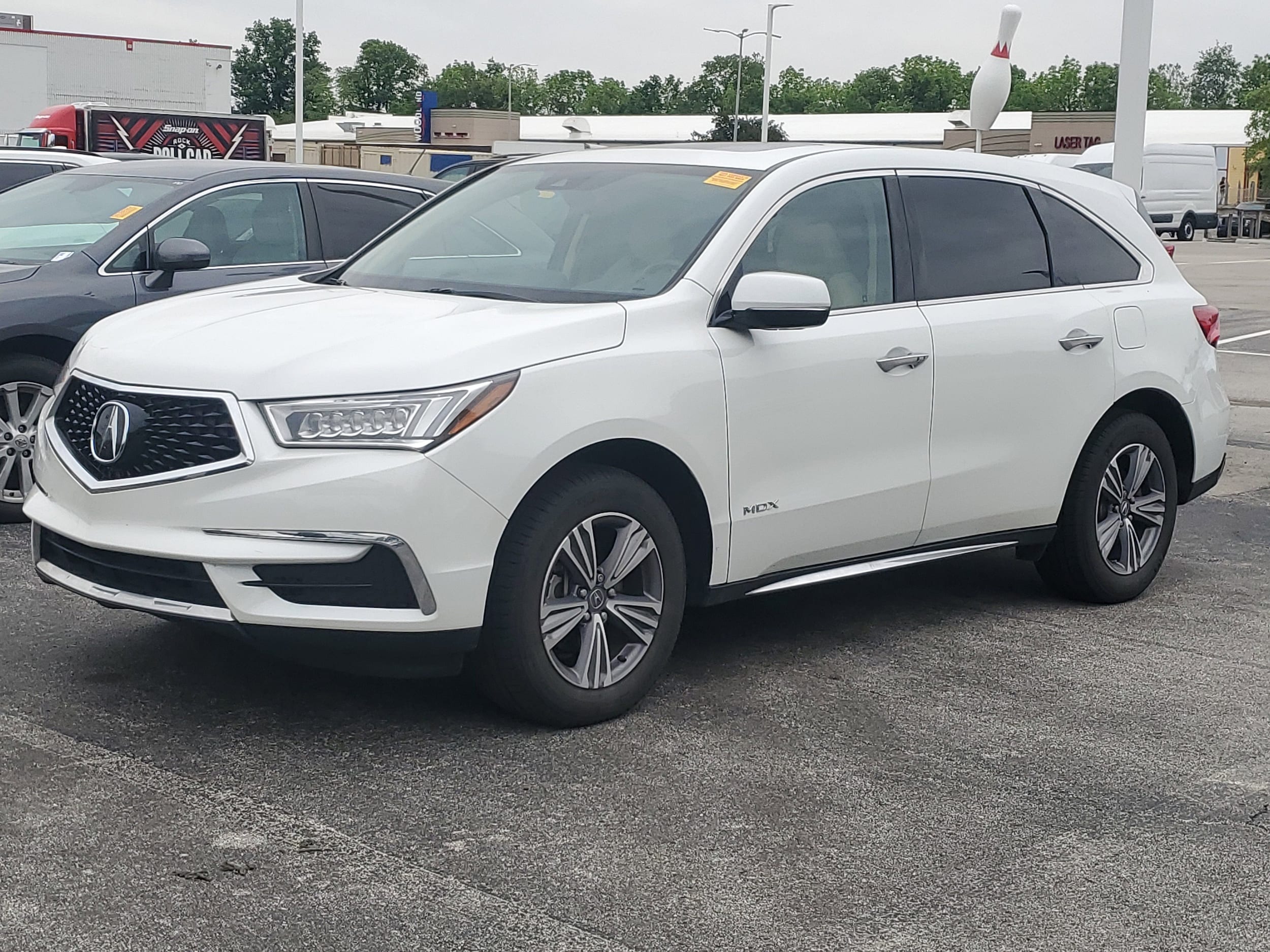 2020 Acura MDX SH-AWD's photo