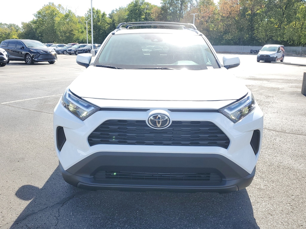 New 2025 Toyota RAV4 XLE SUV